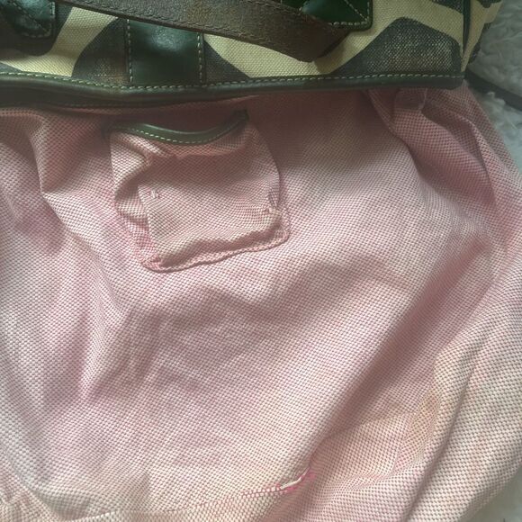 Dooney & Bourke Giraffe Print Canvas Olive Green & beige tote leather straps - Picture 9 of 15